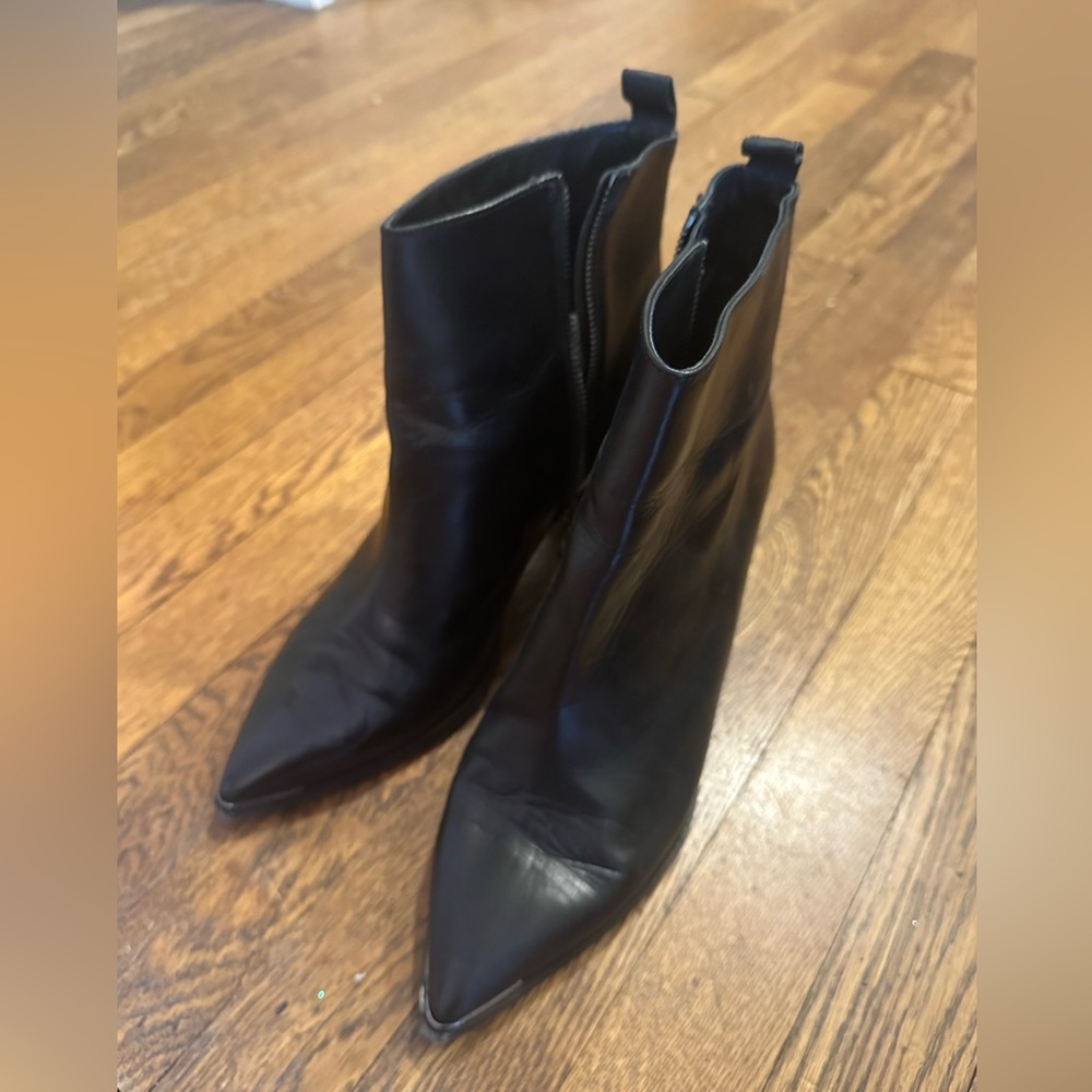 SOLD Acne Studios Jensen ankle boots size 41